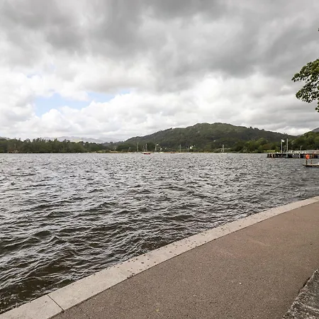 Waterhead Holiday home *